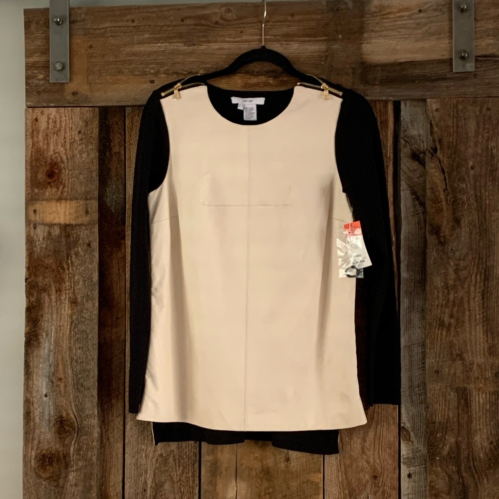 NWT Per Se by Carlisle Leather Top